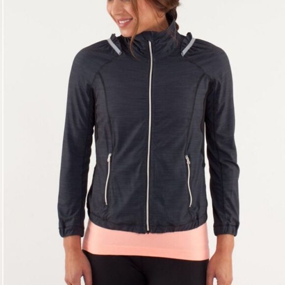 Lululemon Black Nada Running Jacket Womens 2 - Picture 1 of 16